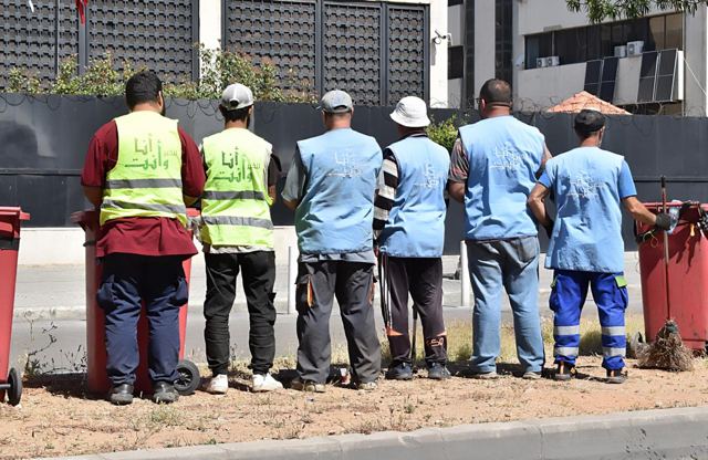 حملة تنظيف الجزر الوسطية بمشاركة عمّال البلدية